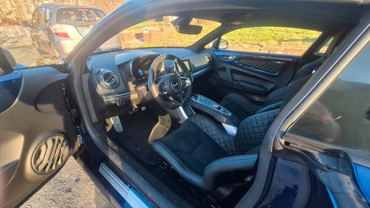 Alpine A110 Pure 2025 (3 maand oud), Autos, Alpine, Particulier, A110, ABS, Caméra de recul, Airbags, Air conditionné, Alarme
