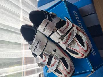 Shimano koers schoenen beschikbaar voor biedingen