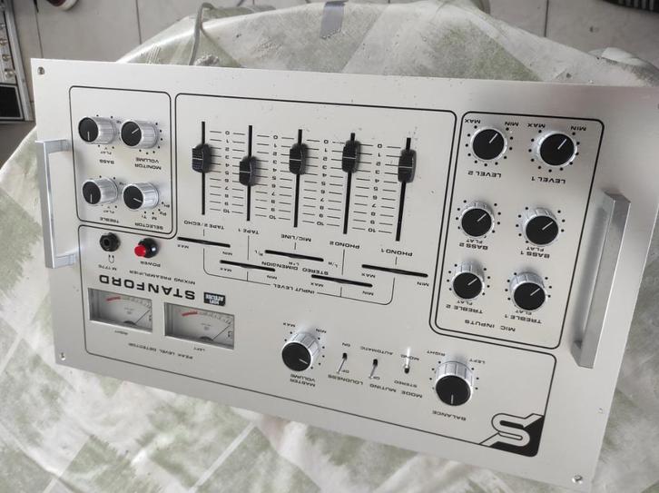 STANFORD mengpaneel M1776 .VINTAGE Toestel., Muziek en Instrumenten, Mengpanelen, Zo goed als nieuw, 5 tot 10 kanalen, Microfooningang