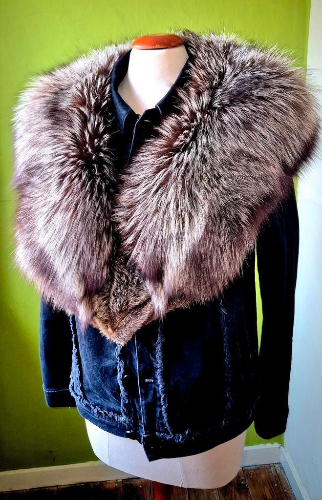 Zilvervos bontkraag stola, Kleding | Dames, Mutsen, Sjaals en Handschoenen, Zo goed als nieuw, Ophalen of Verzenden