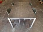Tafel met 4 bijpassende stoelen, Ophalen, Zo goed als nieuw