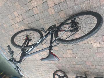 Mountainbike beschikbaar voor biedingen