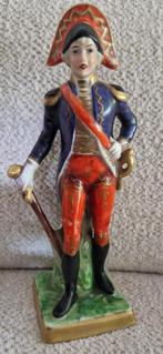 Vintage porseleinen soldaat beeldje Gouden kroon  N-merkteke, Antiek en Kunst, Ophalen