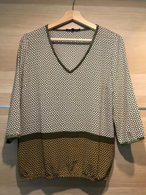 Feestelijke blouse, Kleding | Dames, Blouses en Tunieken, Zo goed als nieuw, Maat 38/40 (M), Groen, Ophalen of Verzenden