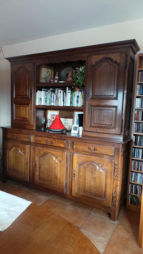 Buffet en chêne plein, Antiquités & Art, Antiquités | Meubles | Armoires, Enlèvement
