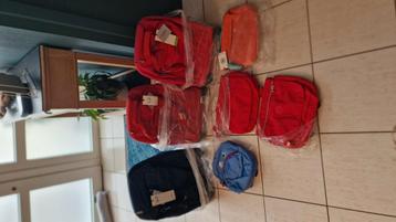 Trolley et cartables KIPLING NEUFS  beschikbaar voor biedingen