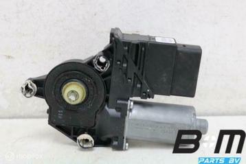 Raammotor rechtsachter VW Golf Plus II 5M0839402F beschikbaar voor biedingen