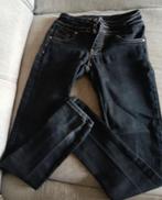 Jean XS / S noir 3 boutons, Vêtements | Femmes, Jeans, Enlèvement ou Envoi, Porté, Noir, W27 (confection 34) ou plus petit