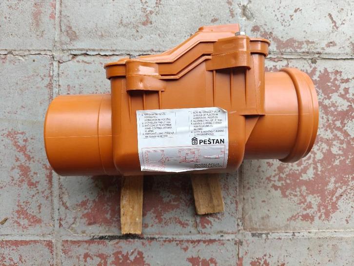 Pestan terugslagklep PVC dia 110mm, Doe-het-zelf en Bouw, Buizen en Afvoer, Nieuw, Overige typen, PVC, Minder dan 2 meter, 80 mm of meer