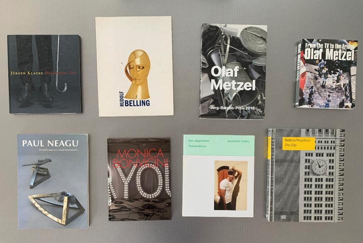 24 boeken over internationale (vooral Duitse) beeldhouwkunst, Boeken, Kunst en Cultuur | Beeldend, Beeldhouwkunst, Ophalen of Verzenden