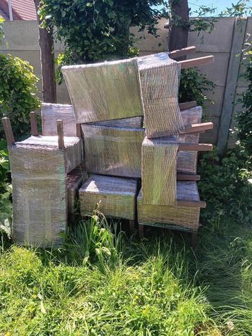 lot de 6 chaises de jardin =30€ les 6 !!!! beschikbaar voor biedingen