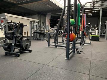 Rubber sport tegels FIT PRO 100x100x2 EUOPEES PRODUCT!!! beschikbaar voor biedingen