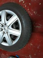4 Pneus hiver Michelin sur jantes Renault 100 €, Autos : Pièces & Accessoires, Pneus & Jantes, 15 pouces, Pneus hiver, Véhicule de tourisme