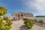 Vrijstaande villa te koop met zwembad in Torrevieja, Immo, Autres, 3 pièces, 193 m², Torrevieja