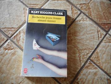 Recherche jeune femme aimant danser de Mary Higgins Clark, Enlèvement ou Envoi, Utilisé