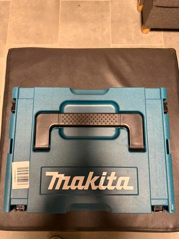  Makita batterijset – 2x 12V 4.0Ah Li-ion + lader + Mbox beschikbaar voor biedingen