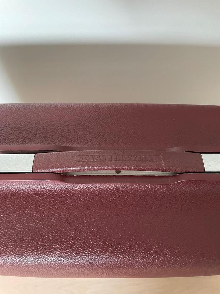Reiskoffer Royal Traveller, Handtassen en Accessoires, Koffers, Zo goed als nieuw, 70 cm of meer, Minder dan 35 cm, Wieltjes, Ophalen