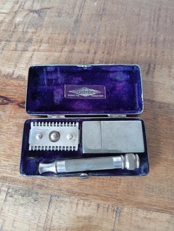 Antiek zilveren Gillette Pocket Edition beschikbaar voor biedingen