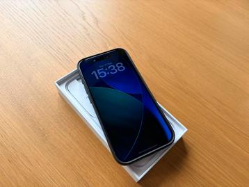 Apple iPhone 15 Pro beschikbaar voor biedingen
