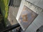 Klein tapijt op zijden tafel 35 44, Antiek en Kunst, Ophalen of Verzenden