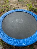 Trampoline, Comme neuf