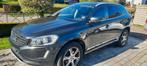 Volvo XC60 2litres diesel , avec 8 jantes et feuille rose, Cuir, Euro 5, Boîte manuelle, Noir