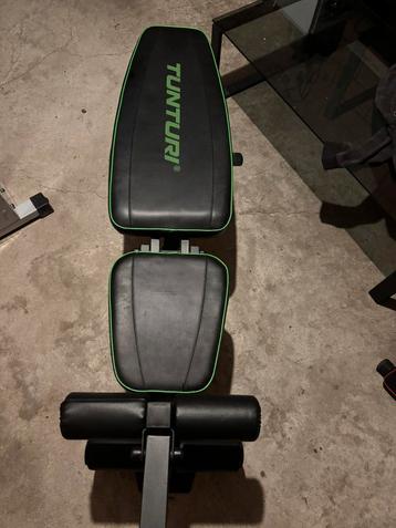 Tunturi fitnessbank met leg extension beschikbaar voor biedingen