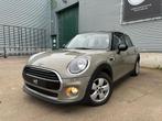 MINI Cooper 1.5 Benzine, Reeds Gekeurd V.V., Autos, Mini, 5 places, Berline, Tissu, Achat