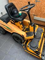 Stiga villa met goed maaidek gat in motorblok, Tuin en Terras, Zitmaaiers, Ophalen, Gebruikt, Stiga, Versnellingen