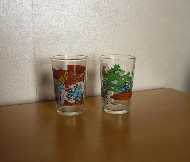 Vintage retro 2 drinkglazen Benedictin glas De Smurfen Peyo, Collections, Verres & Petits Verres, Enlèvement ou Envoi
