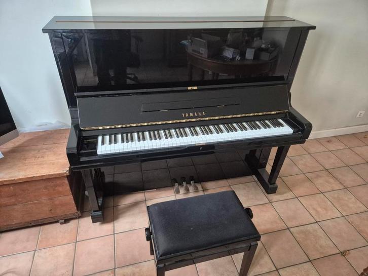 Yamaha U3 rechtopstaande piano, Muziek en Instrumenten, Piano's, Zo goed als nieuw, Piano, Zwart, Ophalen