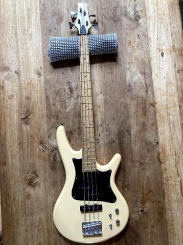 Ibanez Bass - Vintage White beschikbaar voor biedingen