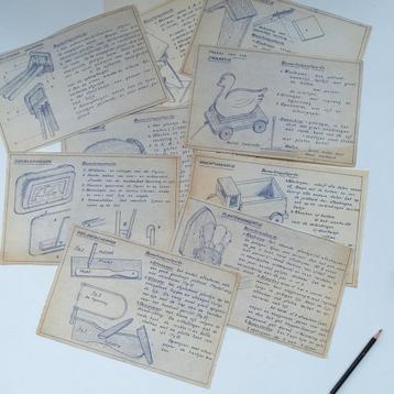 Vintage instructiekaarten met tekeningen houten modelbouw.   beschikbaar voor biedingen