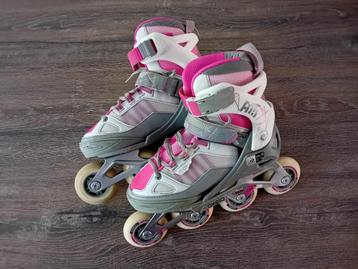 Skates verstelbaar maat 35-38 inclusief beschermers beschikbaar voor biedingen