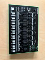 Roland TR8, Ophalen of Verzenden, Zo goed als nieuw, Roland