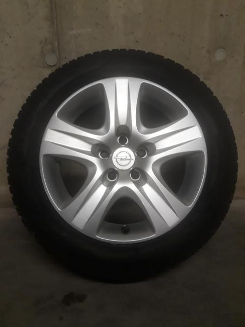 Opel Velgen 16' - Nieuwe Banden !! - Uniroyal Rain Tyres !!, Auto-onderdelen, Banden en Velgen, Banden en Velgen, 16 inch, Ophalen