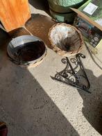 2 hanging baskets met smeedijzer beugels, Nieuw, Tuin, Rond, Metaal