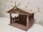 Kerststal in hout met 5 kerstfiguren., Diversen, Kerst, Ophalen of Verzenden, Gebruikt