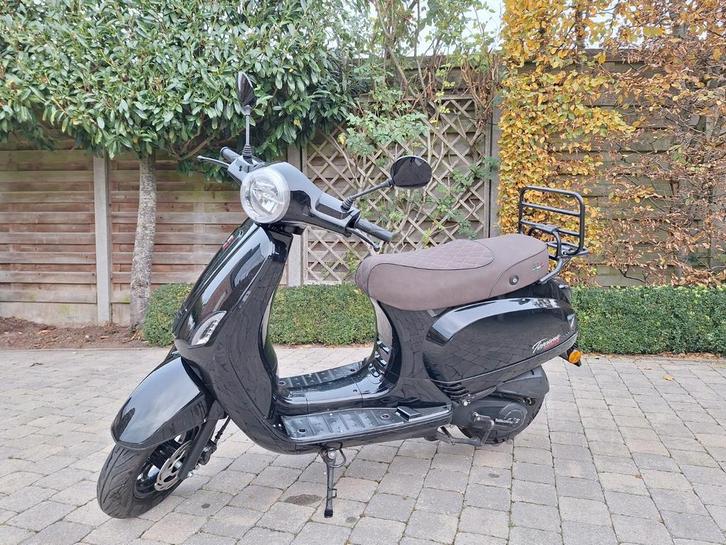 Gts Toscana 2023, Vélos & Vélomoteurs, Vélomoteurs & Scooters bridés, Utilisé, Enlèvement