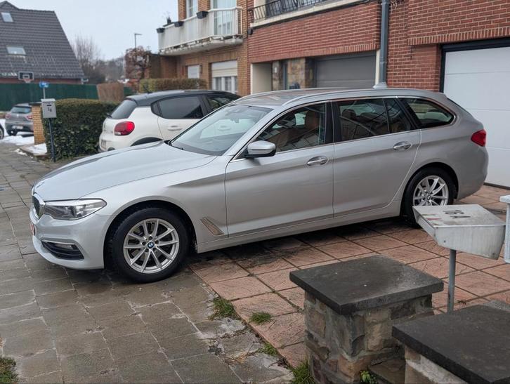 BMW Touring 520 dAS Steptronic INDIVIDUAL, Auto's, BMW, Particulier, 5 Reeks, ABS, Achteruitrijcamera, Adaptive Cruise Control