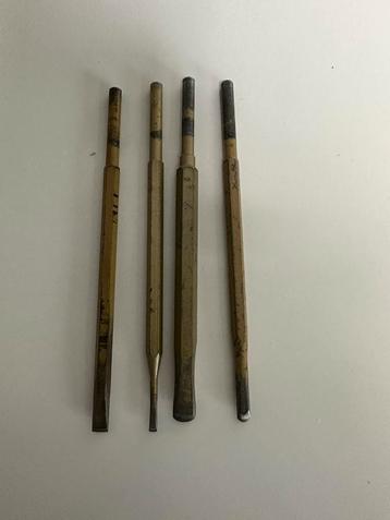 Set van 4 vlakbeitels voor pneumatisch hamer schacht 7,5 mm beschikbaar voor biedingen