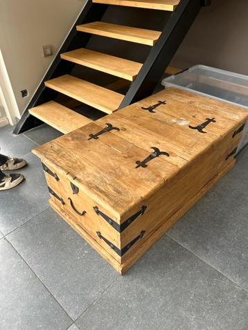 Cottage salontafel/opbergkist gemaakt van Teak  beschikbaar voor biedingen