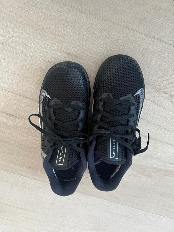 Nike sportschoenen (maat 37), Sport en Fitness, Loopsport en Atletiek, Zo goed als nieuw, Hardloopschoenen, Hardlopen, Nike, Ophalen