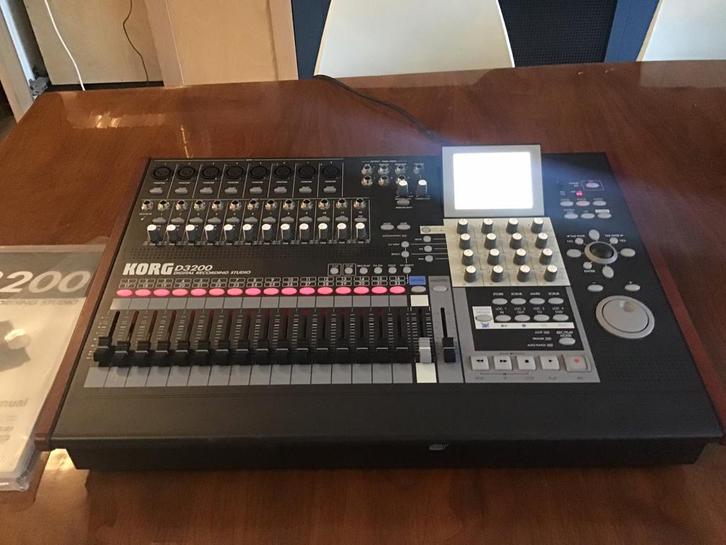 Korg D3200 digitale recorder voor studio-opnames, Muziek en Instrumenten, Mengpanelen, Zo goed als nieuw, Ophalen of Verzenden