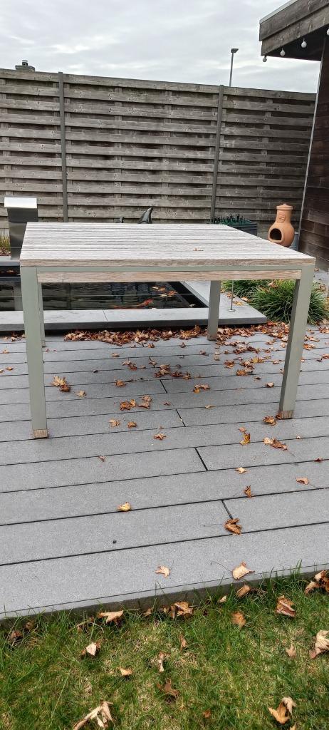 Mooie stevige tuintafel van Castle line, Tuin en Terras, Tuintafels, Zo goed als nieuw, Vierkant, Hout, Ophalen