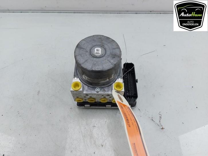 BLOC ABS (FREINS ANTI-BLOCAGE) Golf Sportsvan (AUVS), Autos : Pièces & Accessoires, Autres pièces automobiles, Volkswagen, Utilisé