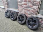 DEZENT VELGEN 17INCH MET WINTERBANDEN 225/50R17, Auto-onderdelen, Banden en Velgen, Ophalen of Verzenden, Winterbanden, Velg(en)