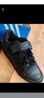 Adidas low forum schoenen, Ophalen of Verzenden, Zo goed als nieuw, Schoenen