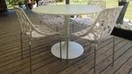 Ronde design tafel in tulip uitvoering met stabiele voet.Top, Huis en Inrichting, Tafels | Eettafels, Ophalen, Design, Rond, Zo goed als nieuw