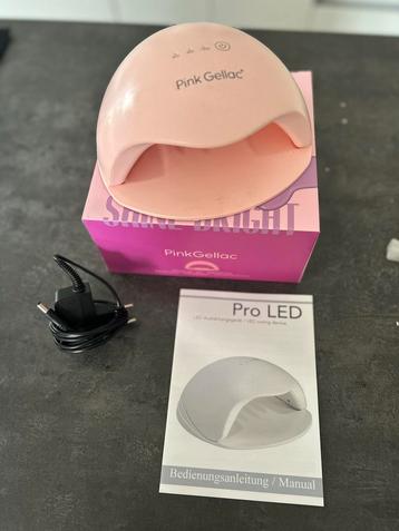 Pink gellac nagellamp beschikbaar voor biedingen